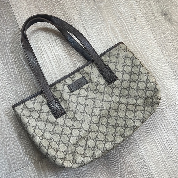 Gucci Handbags - Gucci Coated Canvas Zip Shoulder Bag